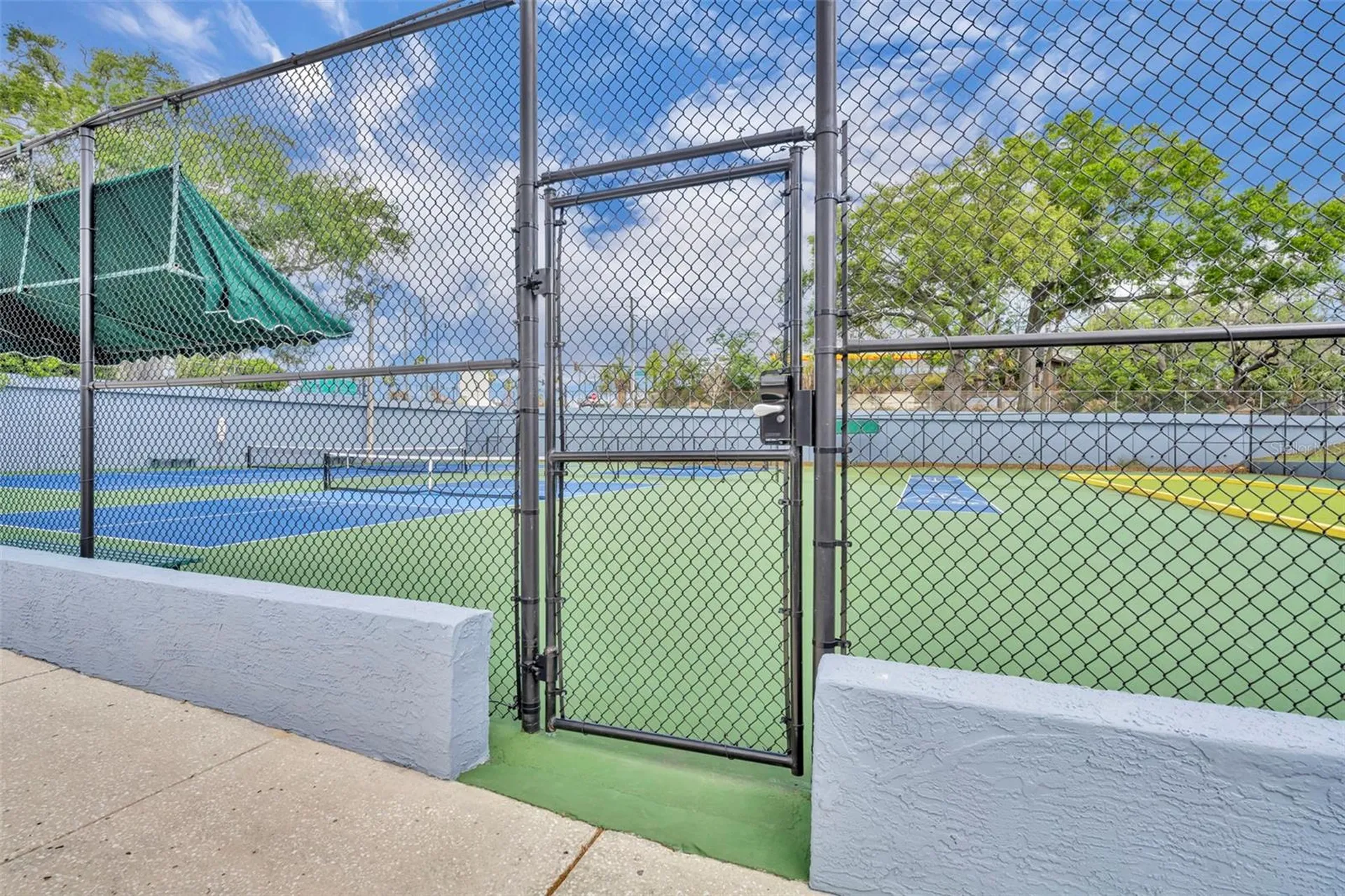 3 Escondido Circle Altamonte Springs FL 32701