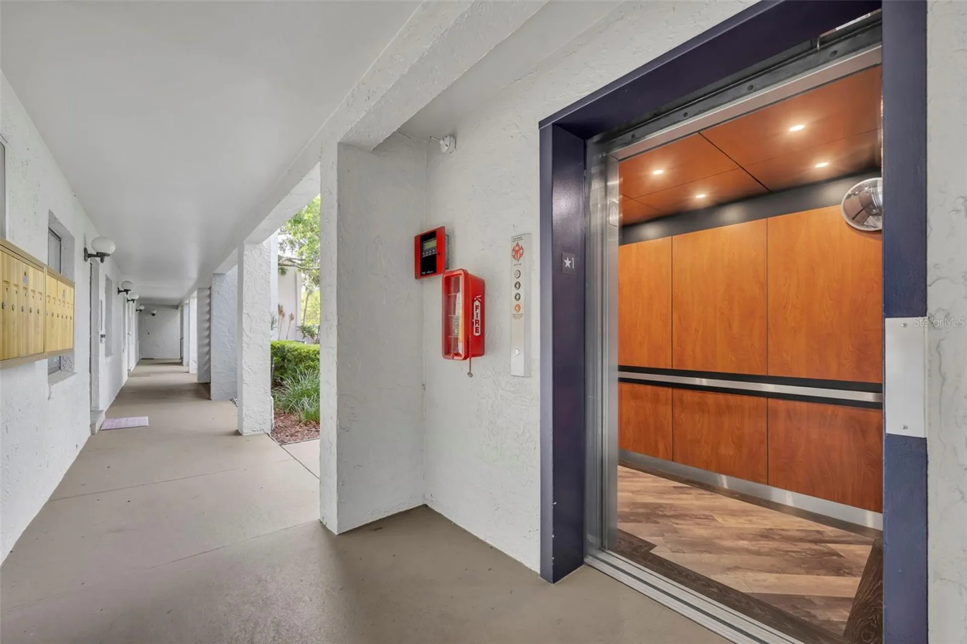 3 Escondido Circle Altamonte Springs FL 32701