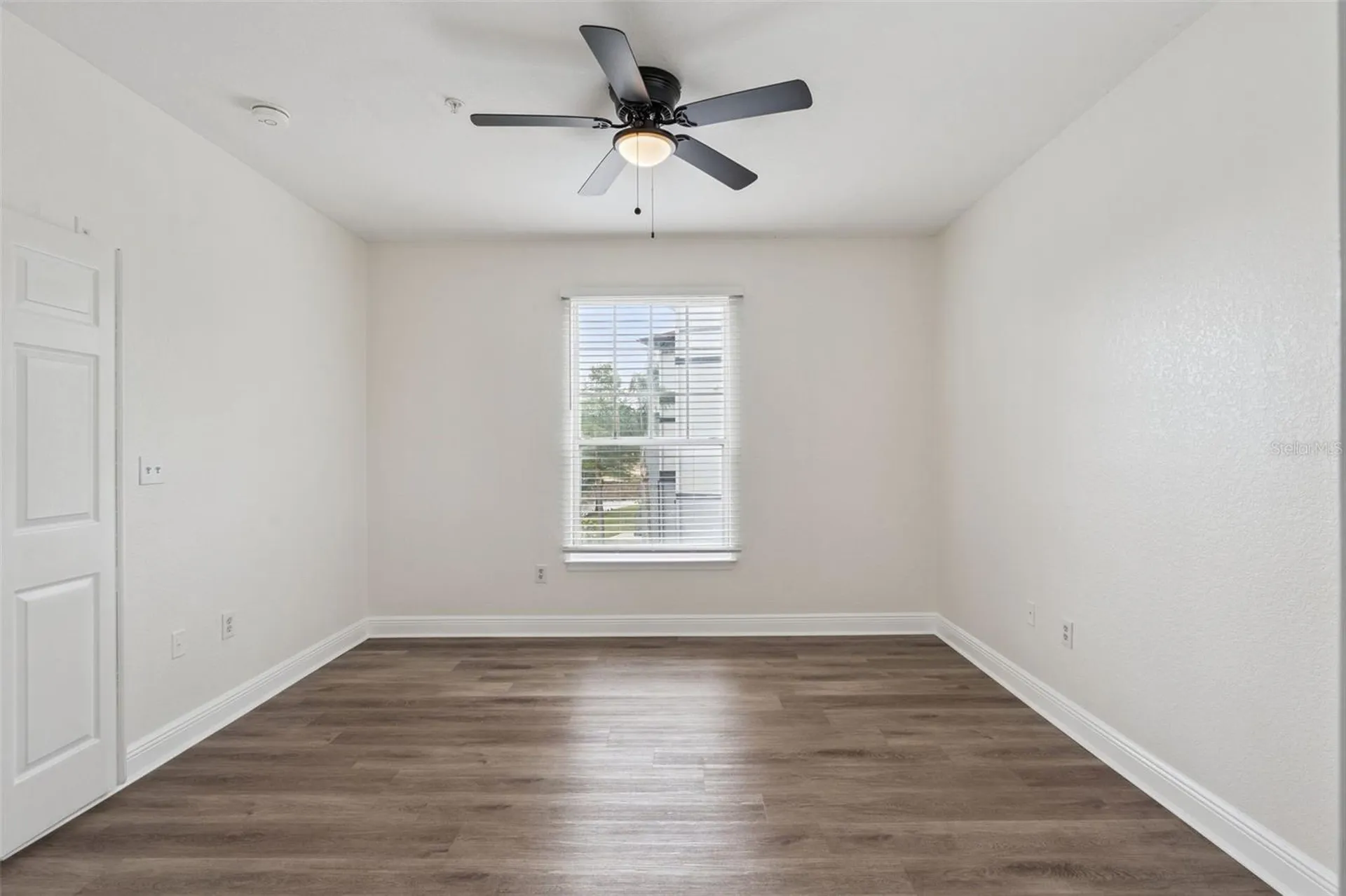 3702 Palm Desert Lane Orlando FL 32839