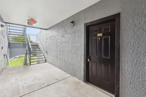 3702 Palm Desert Lane Orlando FL 32839