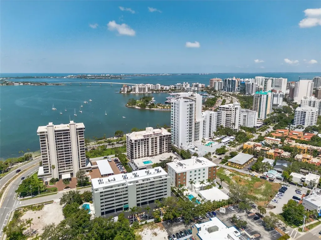 711 S Palm Avenue Sarasota FL 34236