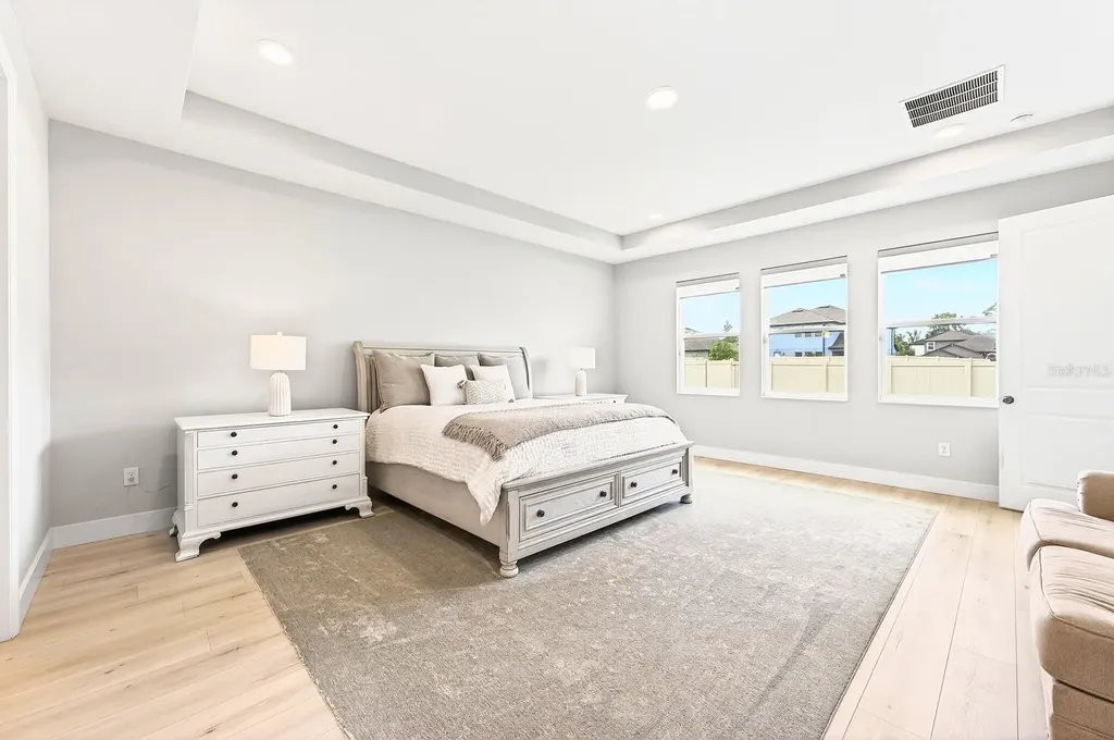 2234 Maroon Flame Court Oviedo FL 32765