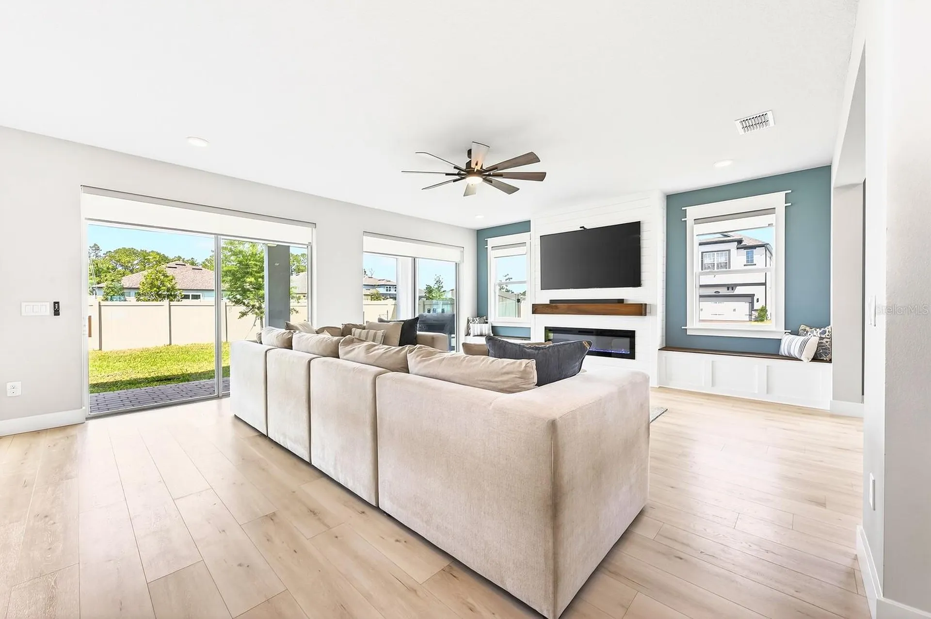2234 Maroon Flame Court Oviedo FL 32765