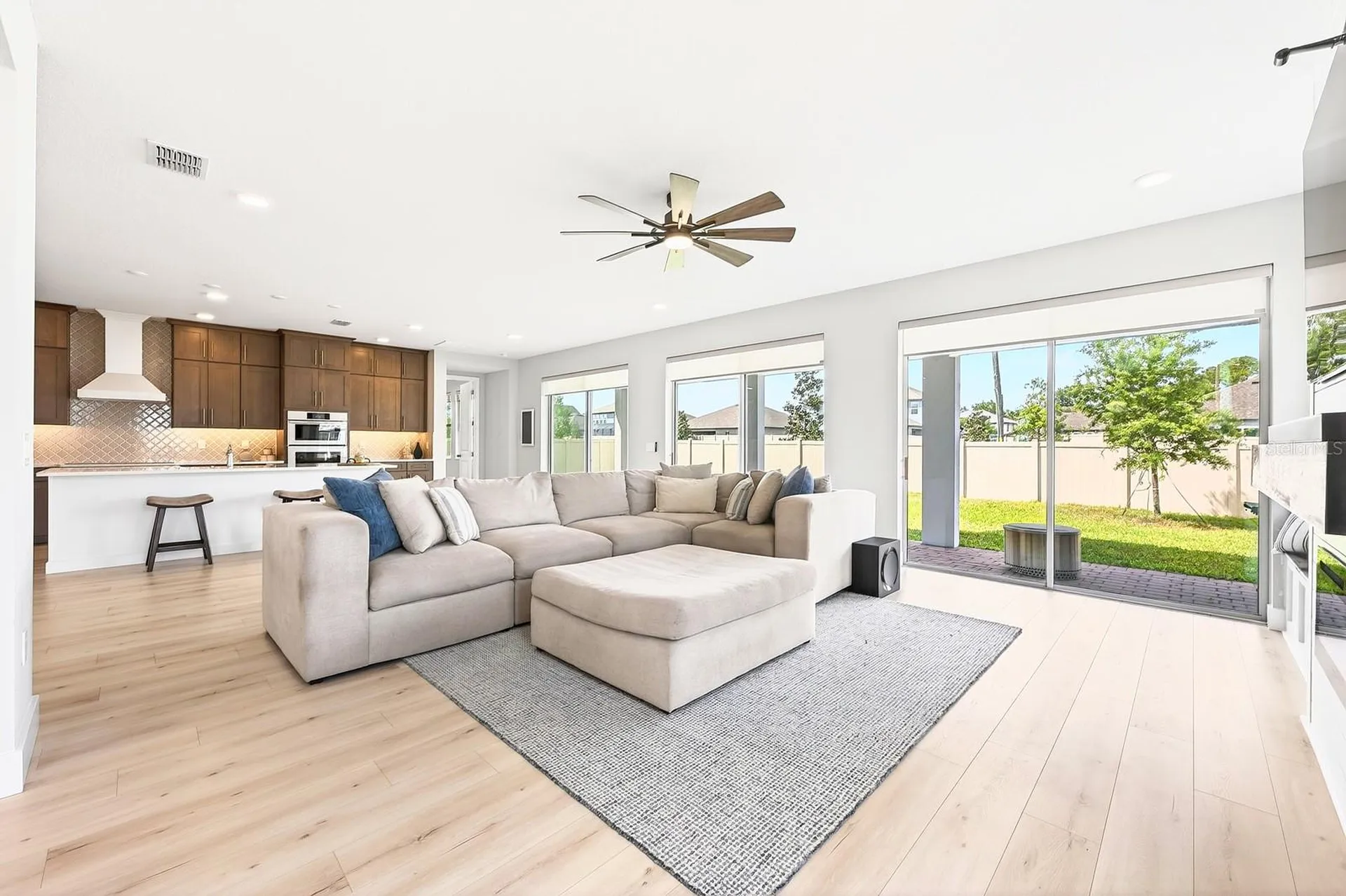 2234 Maroon Flame Court Oviedo FL 32765