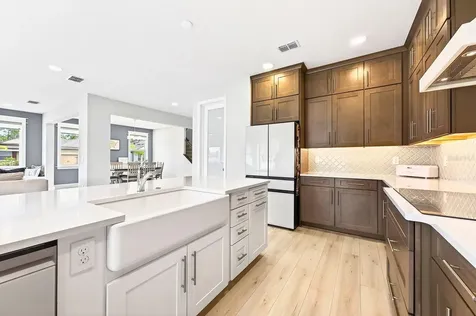 2234 Maroon Flame Court Oviedo FL 32765