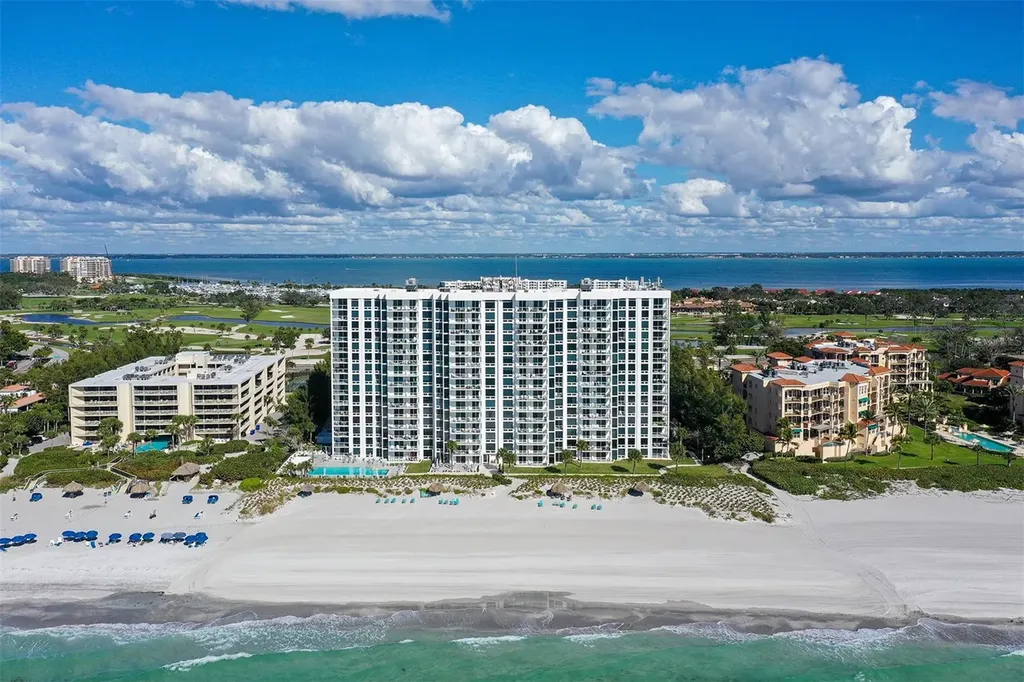 2425 Gulf Of Mexico Drive Longboat Key FL 34228