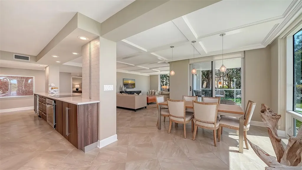 2425 Gulf Of Mexico Drive Longboat Key FL 34228
