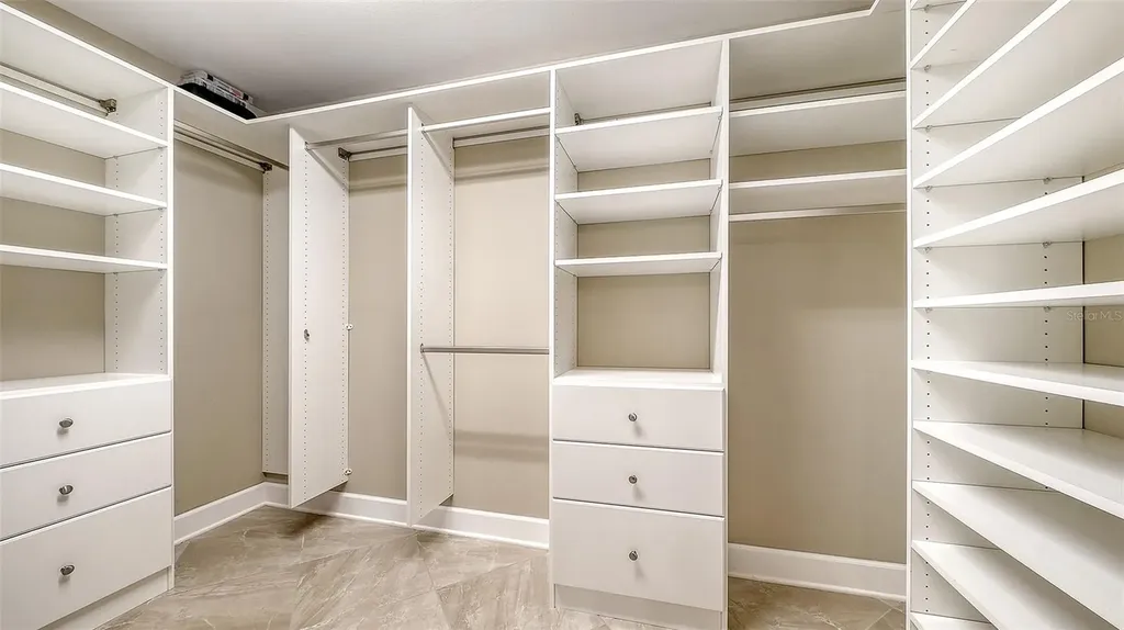 2425 Gulf Of Mexico Drive Longboat Key FL 34228
