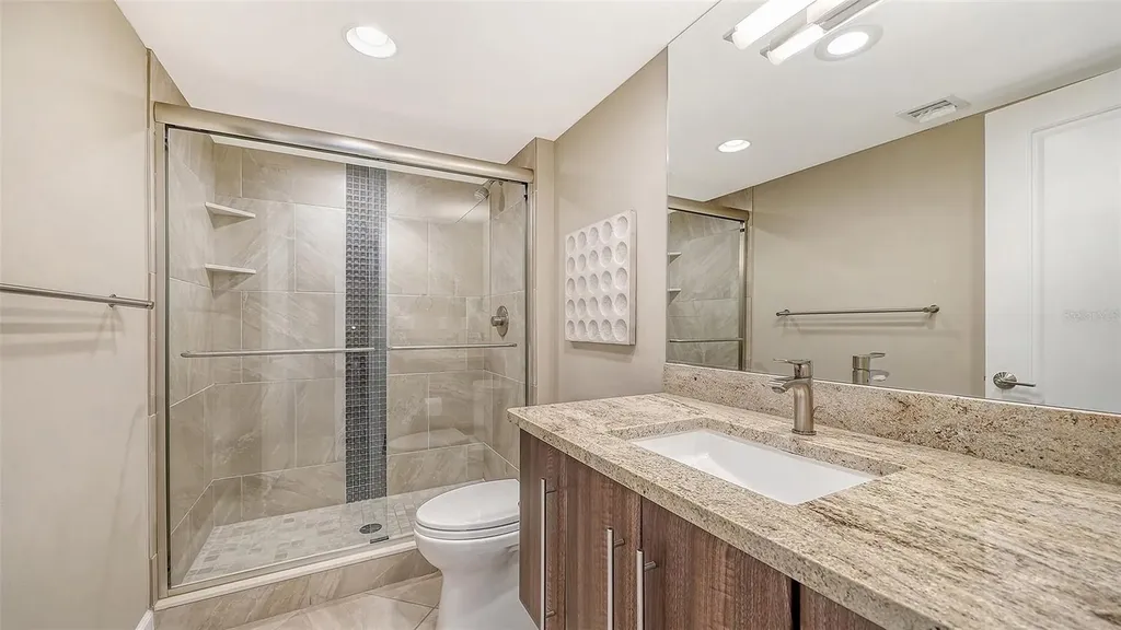 2425 Gulf Of Mexico Drive Longboat Key FL 34228