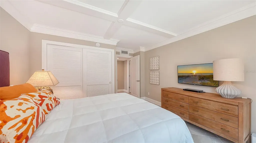 2425 Gulf Of Mexico Drive Longboat Key FL 34228