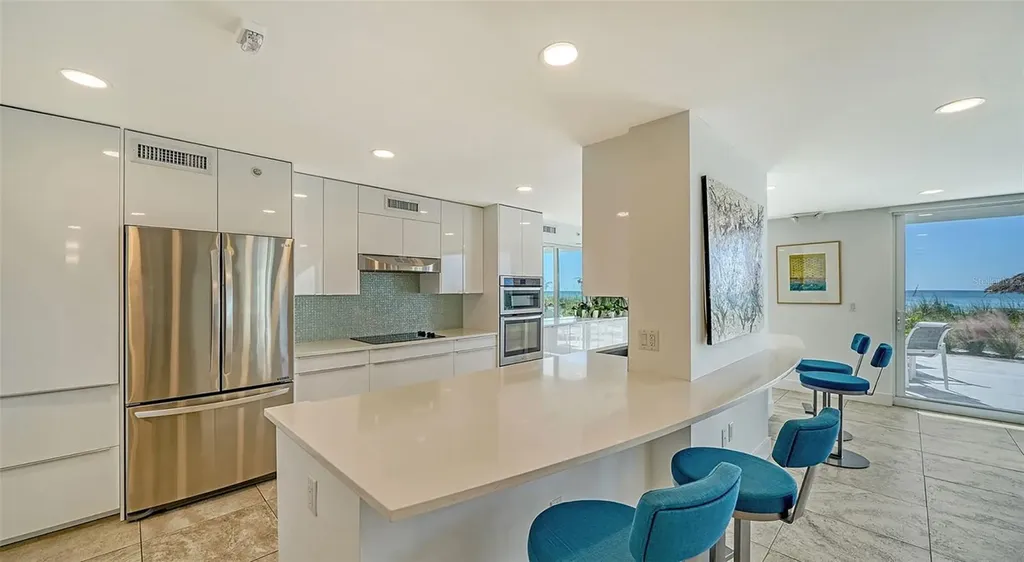 2425 Gulf Of Mexico Drive Longboat Key FL 34228