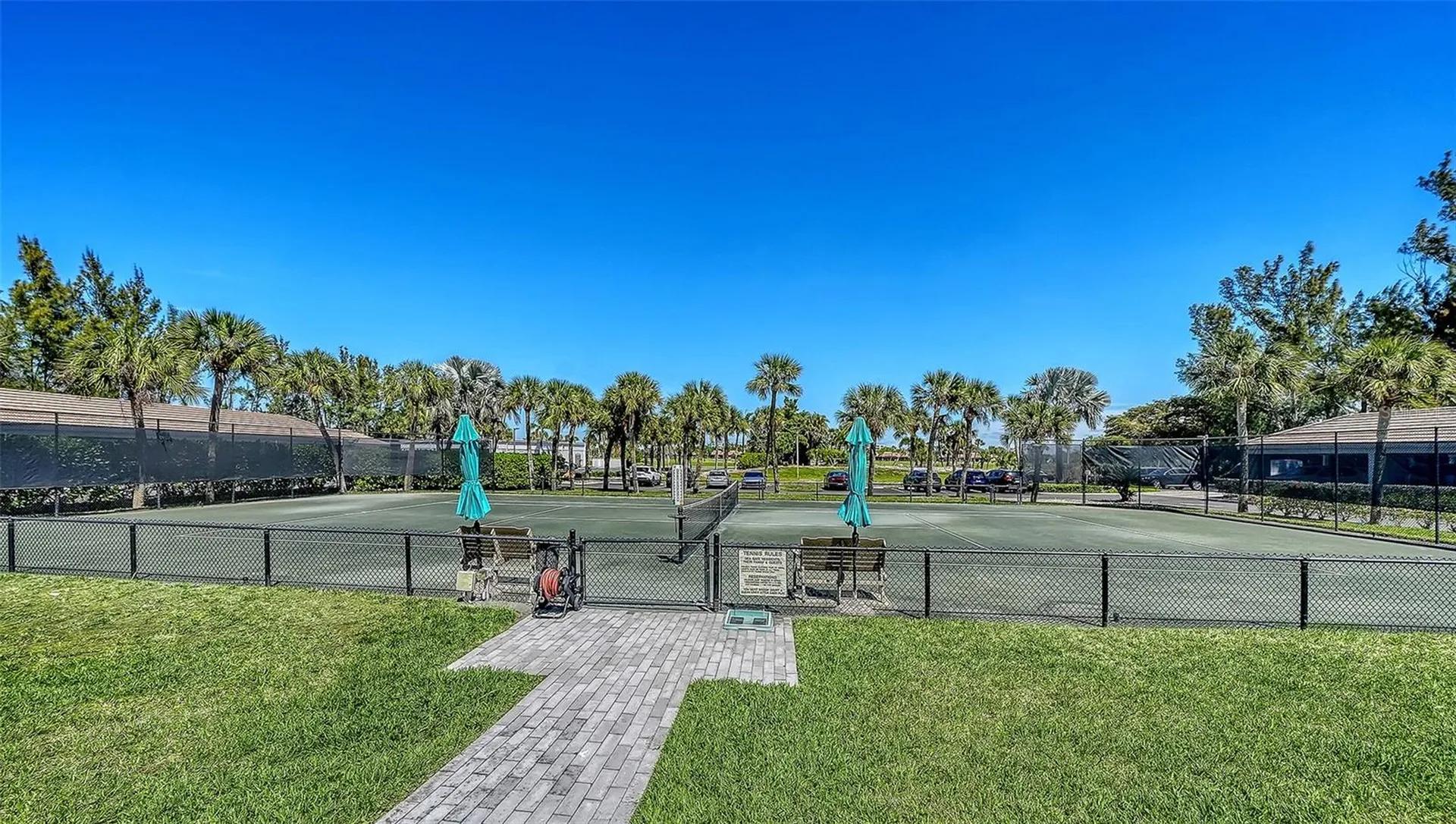 2425 Gulf Of Mexico Drive Longboat Key FL 34228