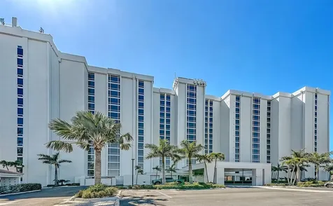 2425 Gulf Of Mexico Drive Longboat Key FL 34228