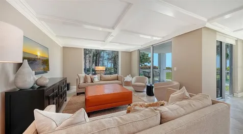 2425 Gulf Of Mexico Drive Longboat Key FL 34228