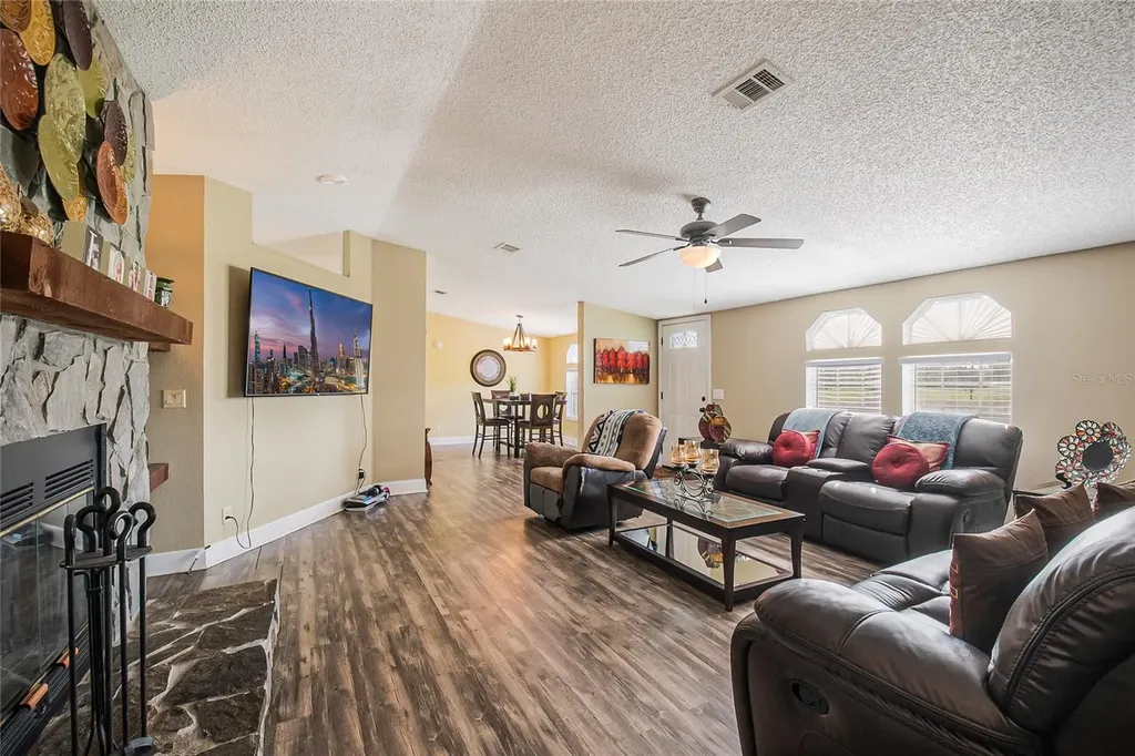 4425 Roundup Polk City FL 33868