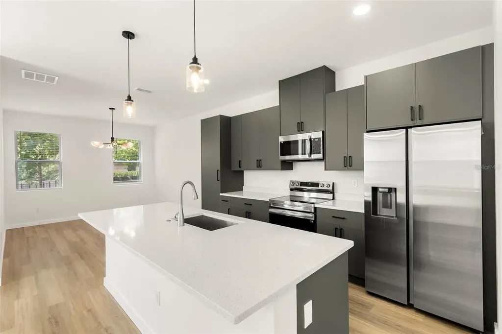 210 E Columbus Drive Tampa FL 33602