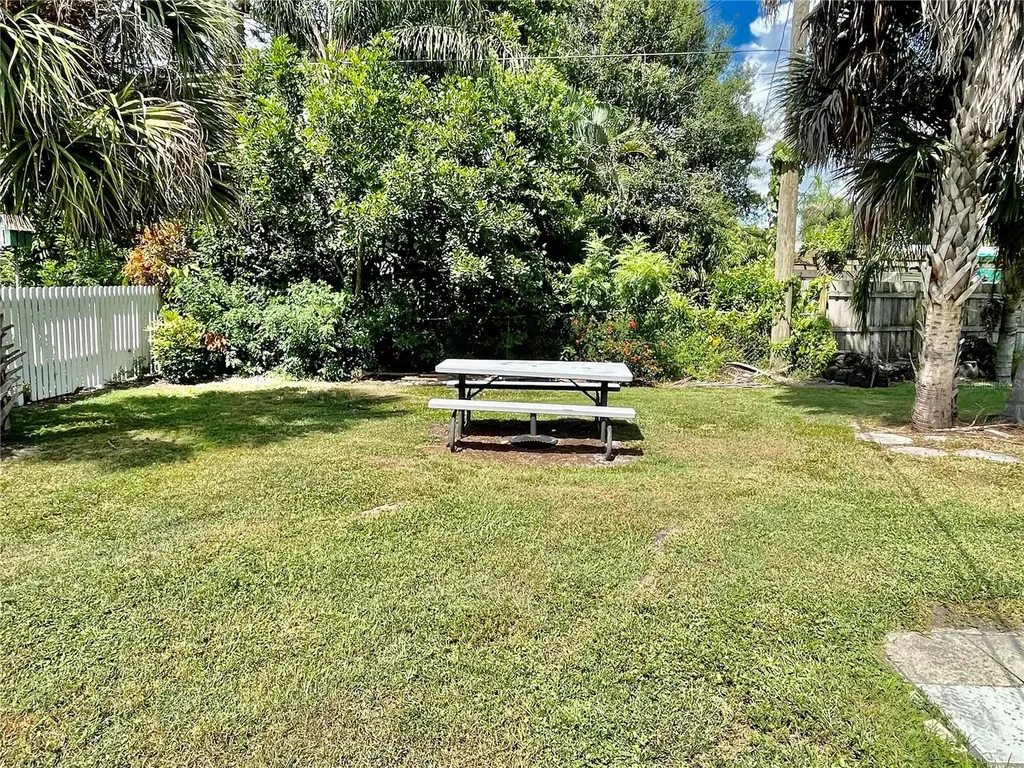 3174 Regatta Circle Sarasota FL 34231