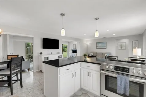 3174 Regatta Circle Sarasota FL 34231