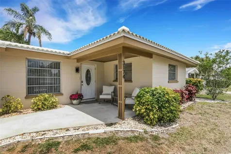 3174 Regatta Circle Sarasota FL 34231