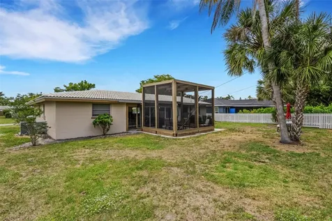 3174 Regatta Circle Sarasota FL 34231