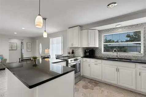 3174 Regatta Circle Sarasota FL 34231