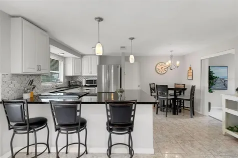 3174 Regatta Circle Sarasota FL 34231
