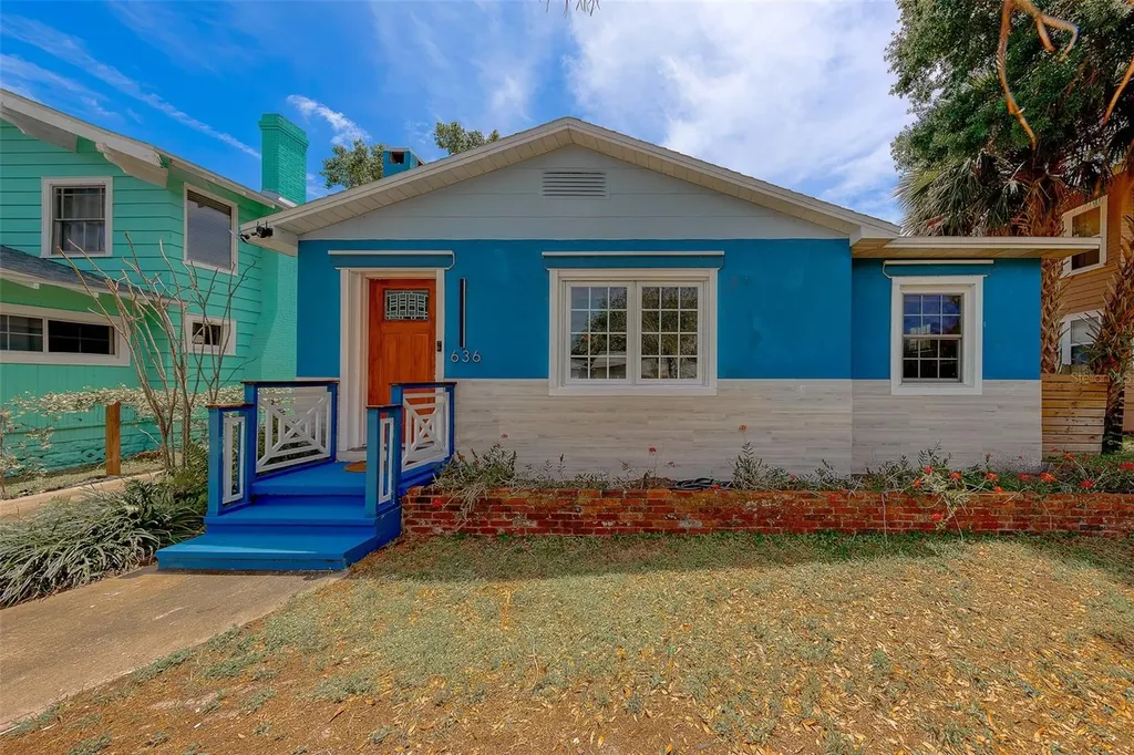 636 37th Avenue S St Petersburg FL 33705