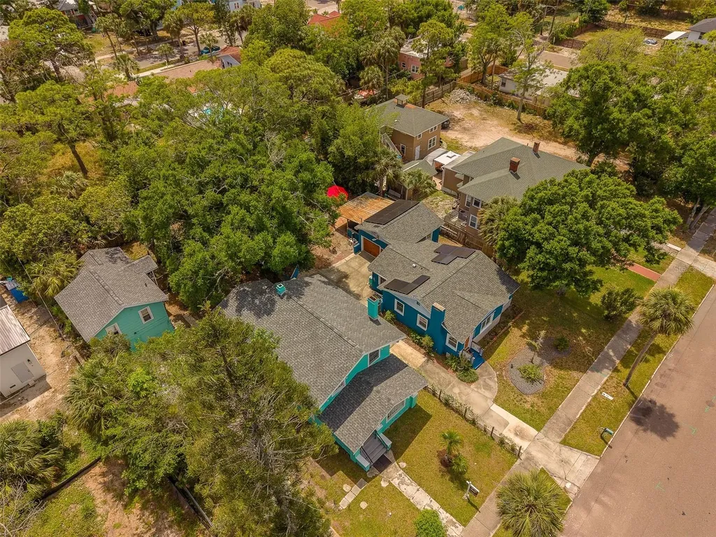 636 37th Avenue S St Petersburg FL 33705