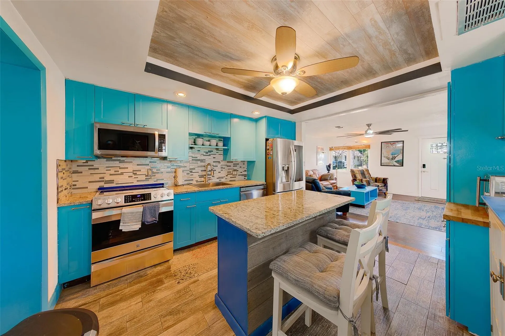 636 37th Avenue S St Petersburg FL 33705