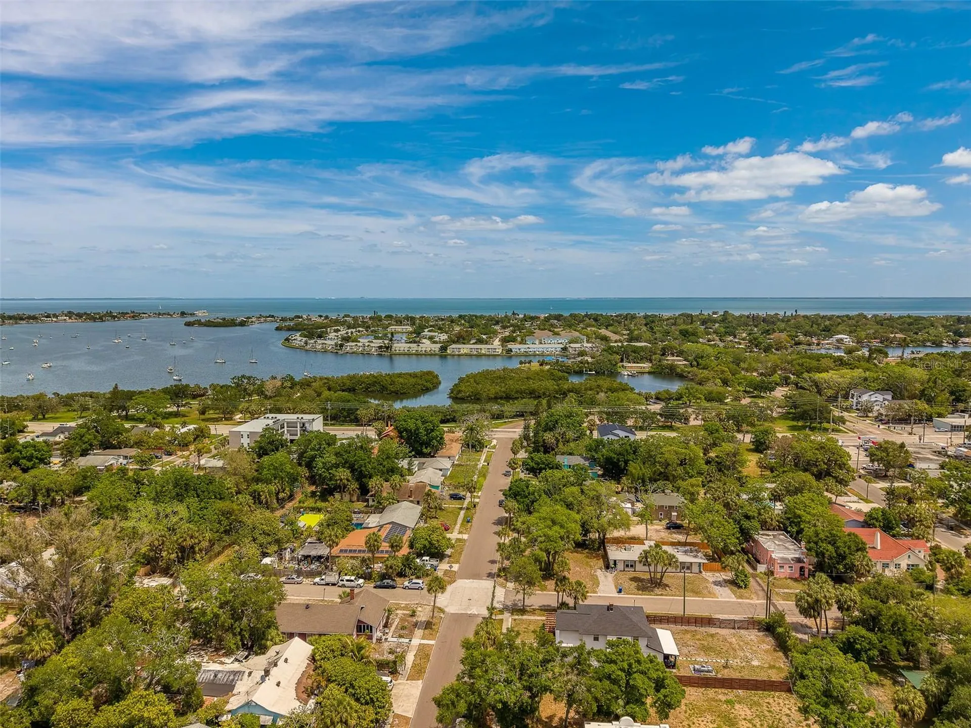 636 37th Avenue S St Petersburg FL 33705