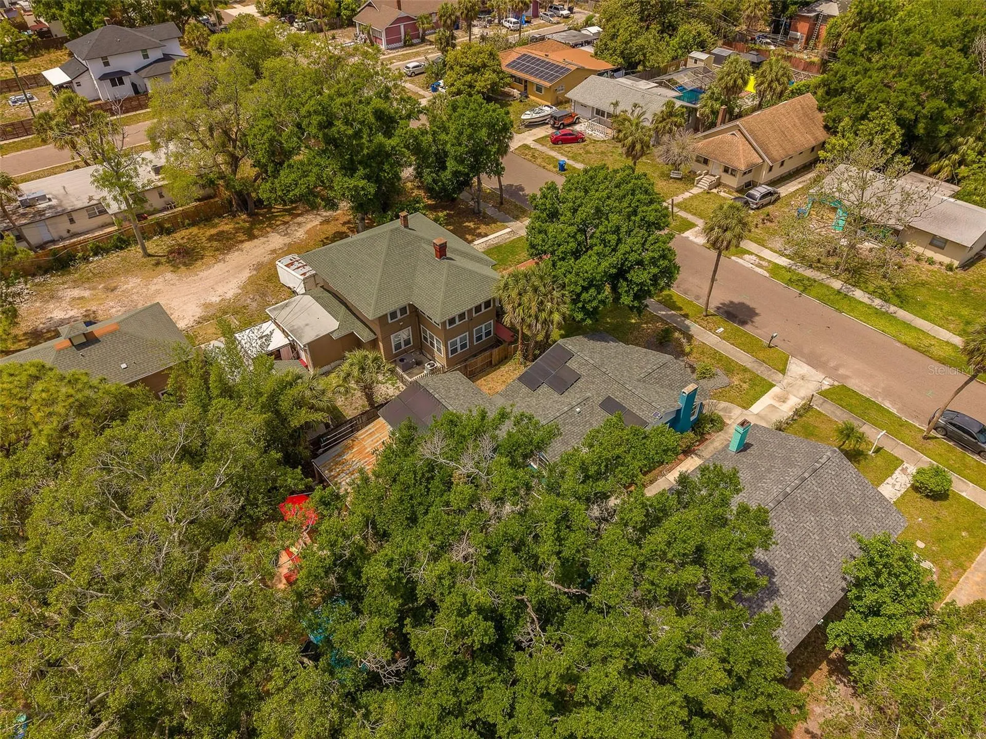 636 37th Avenue S St Petersburg FL 33705