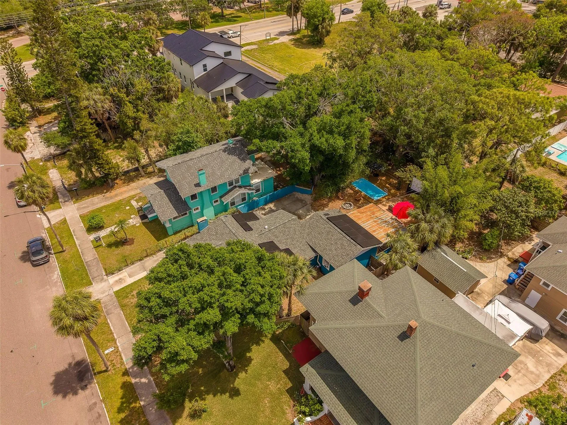 636 37th Avenue S St Petersburg FL 33705
