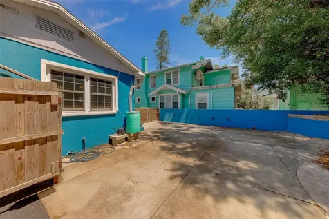 636 37th Avenue S St Petersburg FL 33705