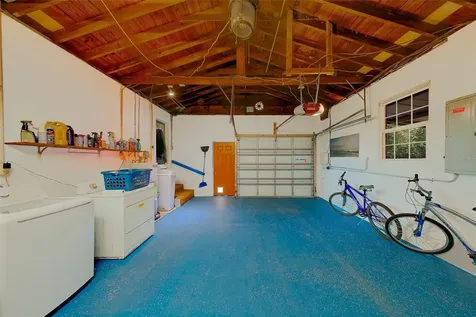636 37th Avenue S St Petersburg FL 33705