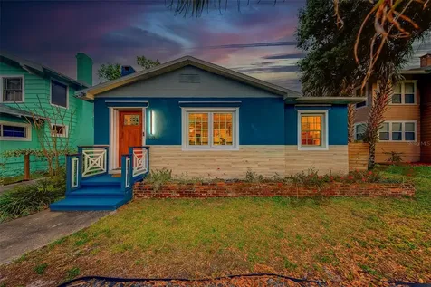 636 37th Avenue S St Petersburg FL 33705