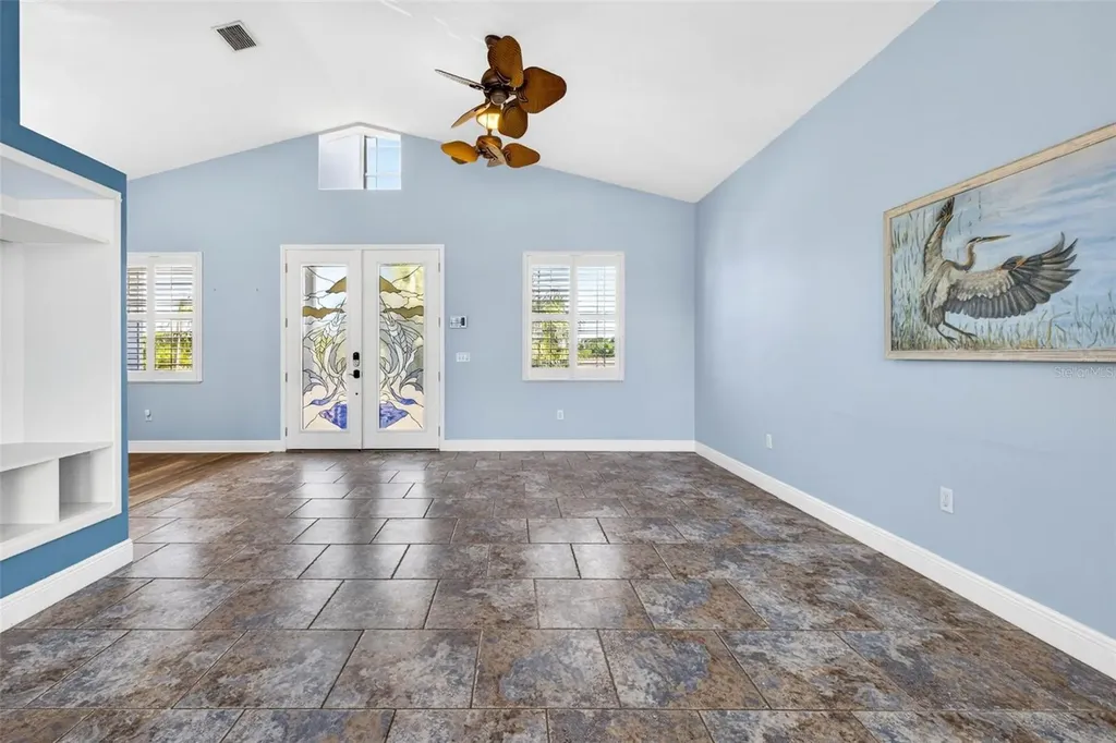 821 Blue Heron Boulevard Ruskin FL 33570