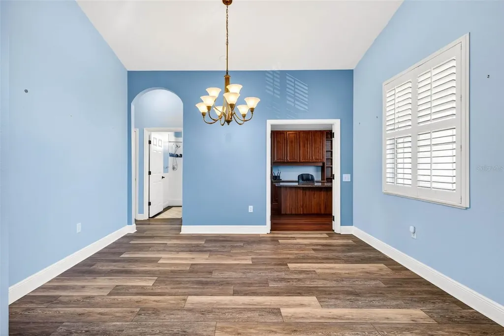 821 Blue Heron Boulevard Ruskin FL 33570