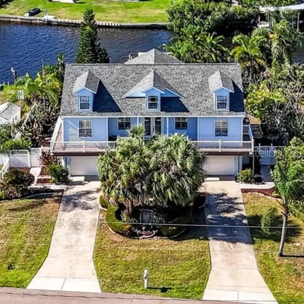 821 Blue Heron Boulevard Ruskin FL 33570