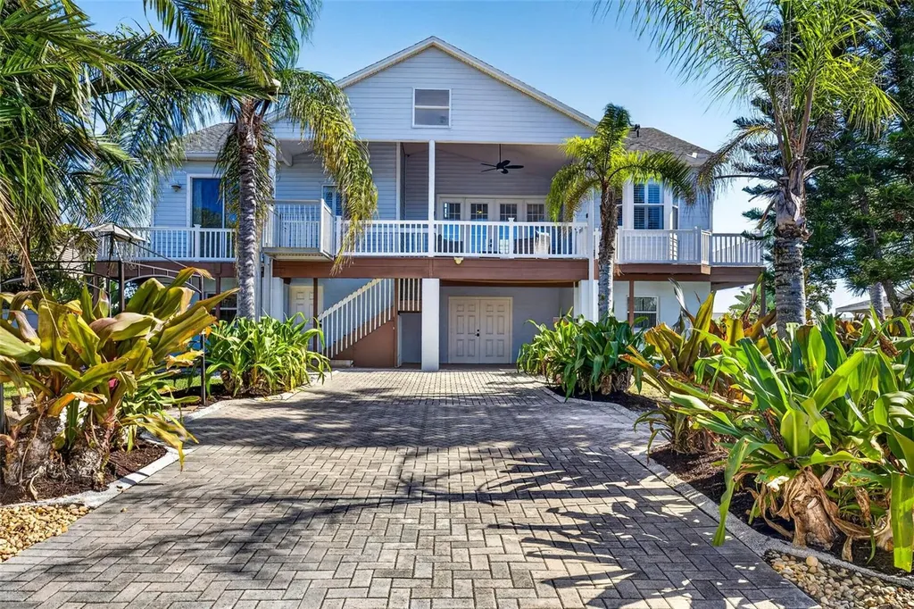 821 Blue Heron Boulevard Ruskin FL 33570