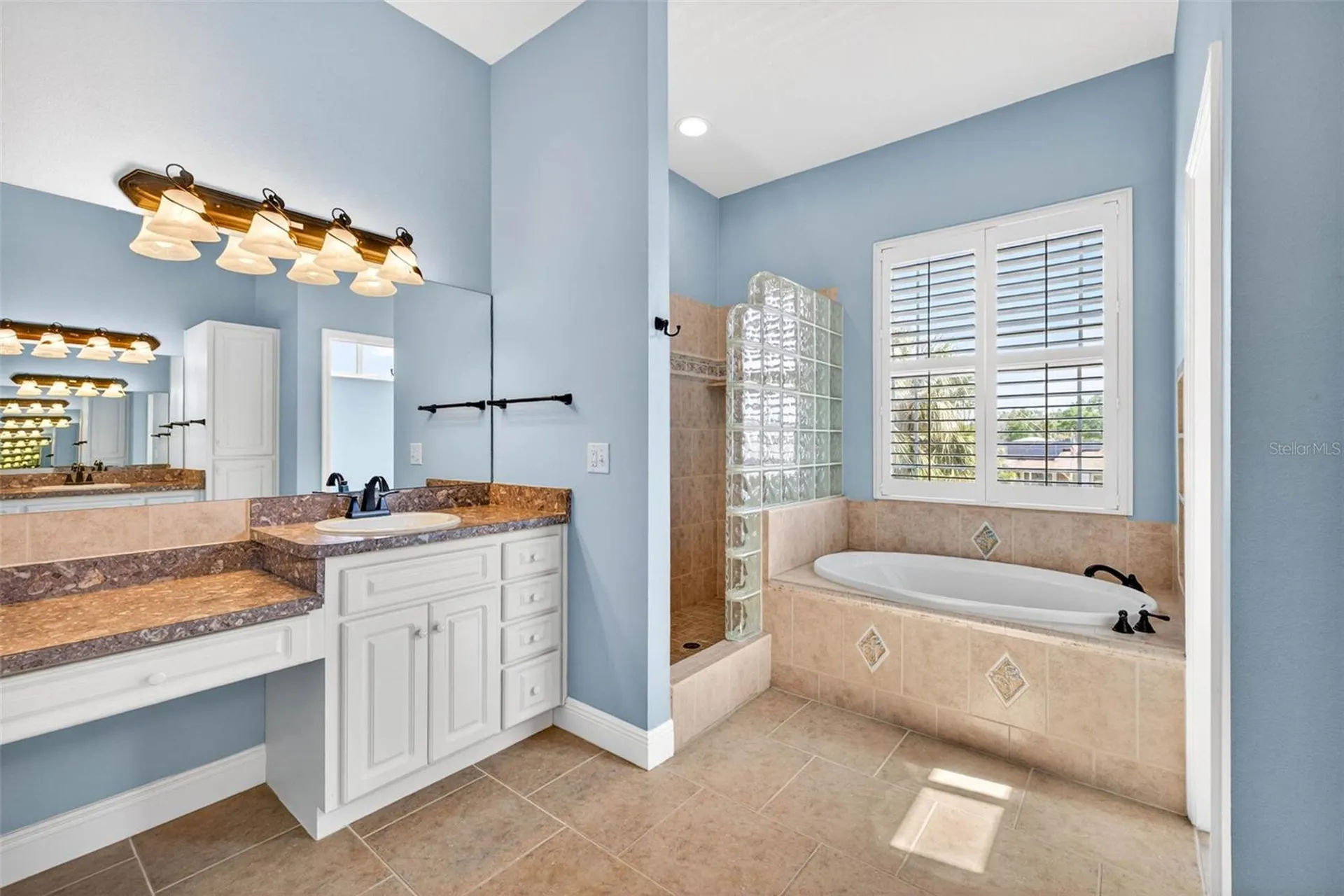 821 Blue Heron Boulevard Ruskin FL 33570