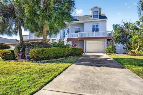 821 Blue Heron Boulevard Ruskin FL 33570