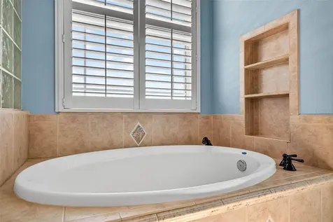821 Blue Heron Boulevard Ruskin FL 33570
