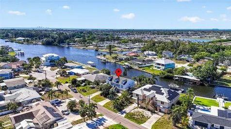 821 Blue Heron Boulevard Ruskin FL 33570