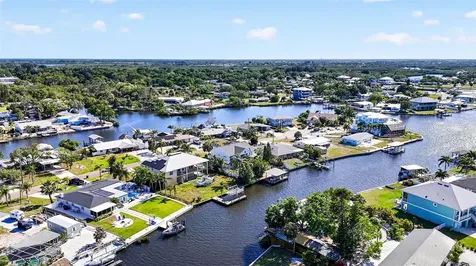 821 Blue Heron Boulevard Ruskin FL 33570