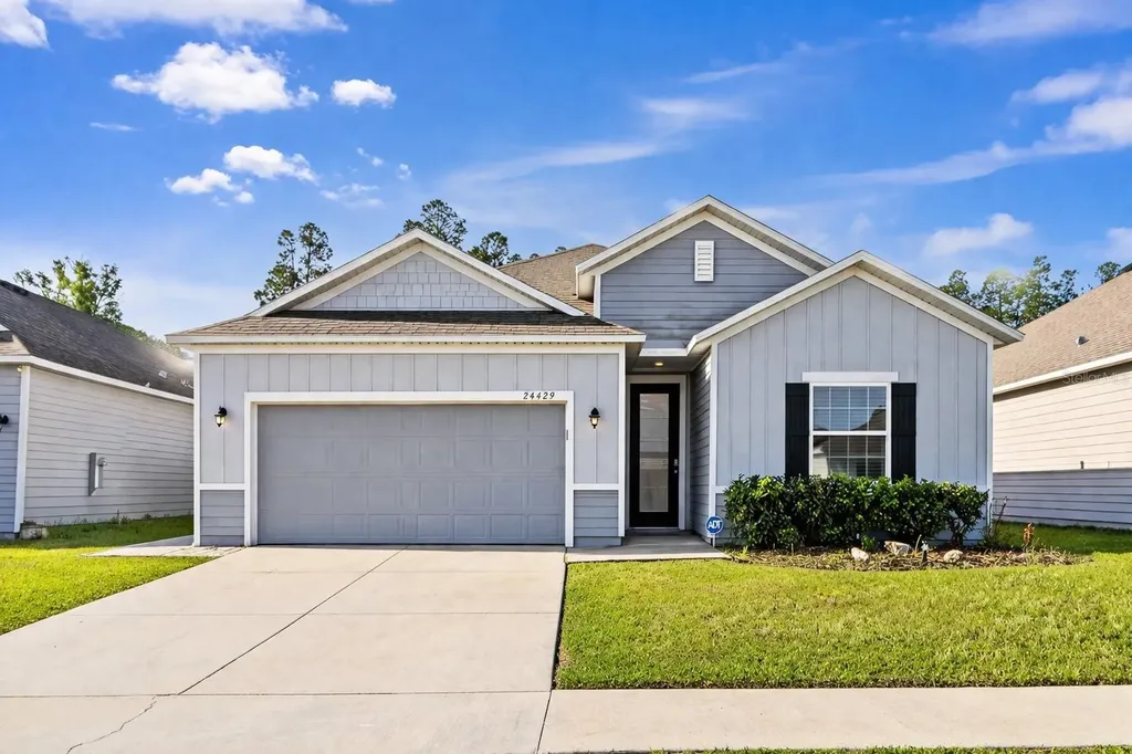 24429 NW 7th Lane Newberry FL 32669