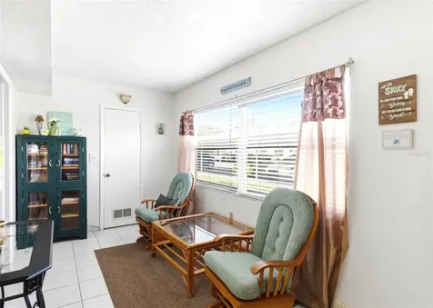 10034 64th Avenue N St Petersburg FL 33708