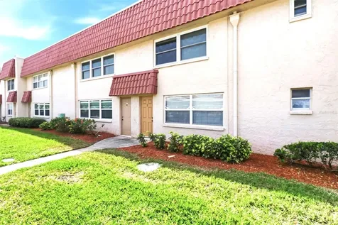 10034 64th Avenue N St Petersburg FL 33708