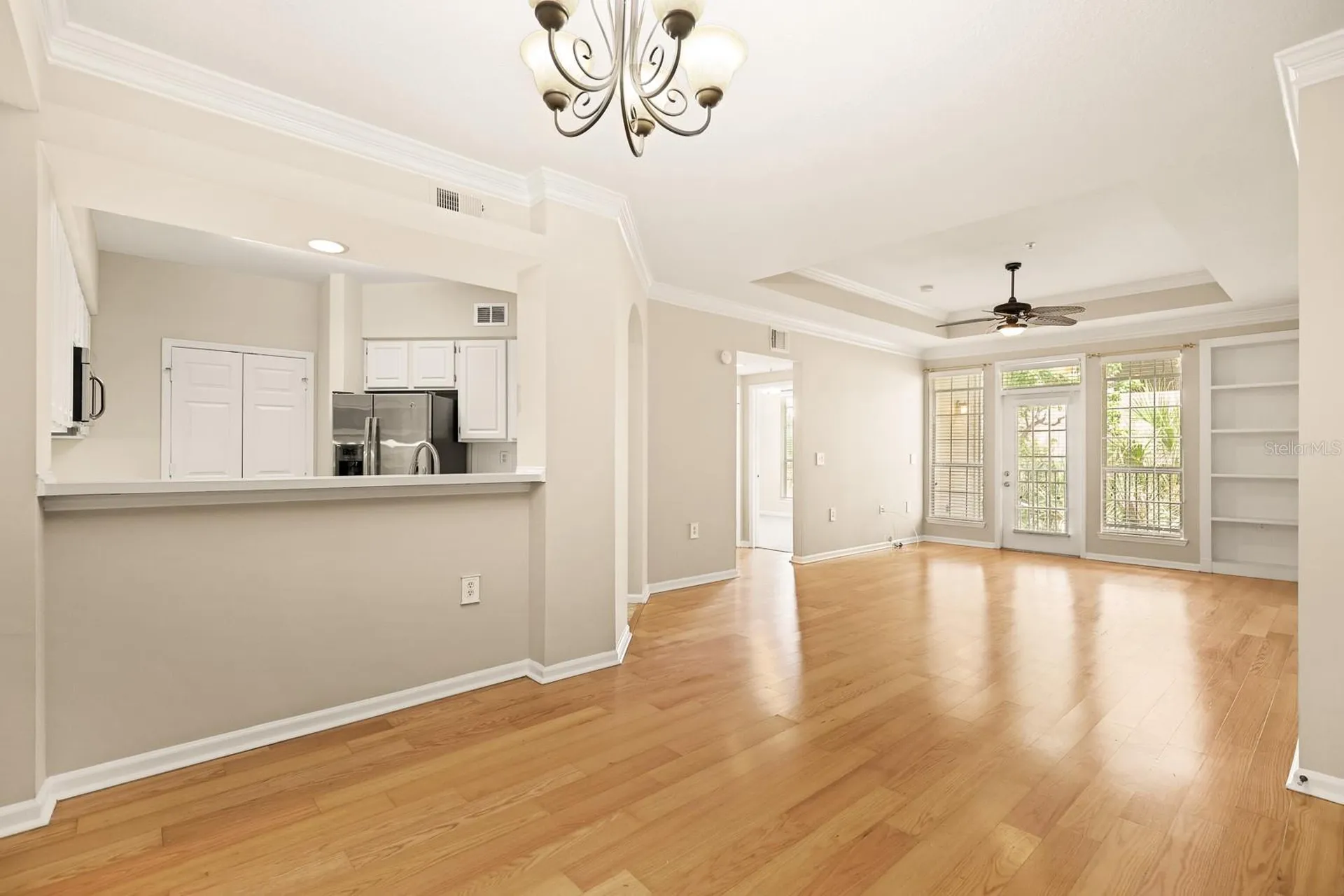 5302 Bay Club Circle Tampa FL 33607