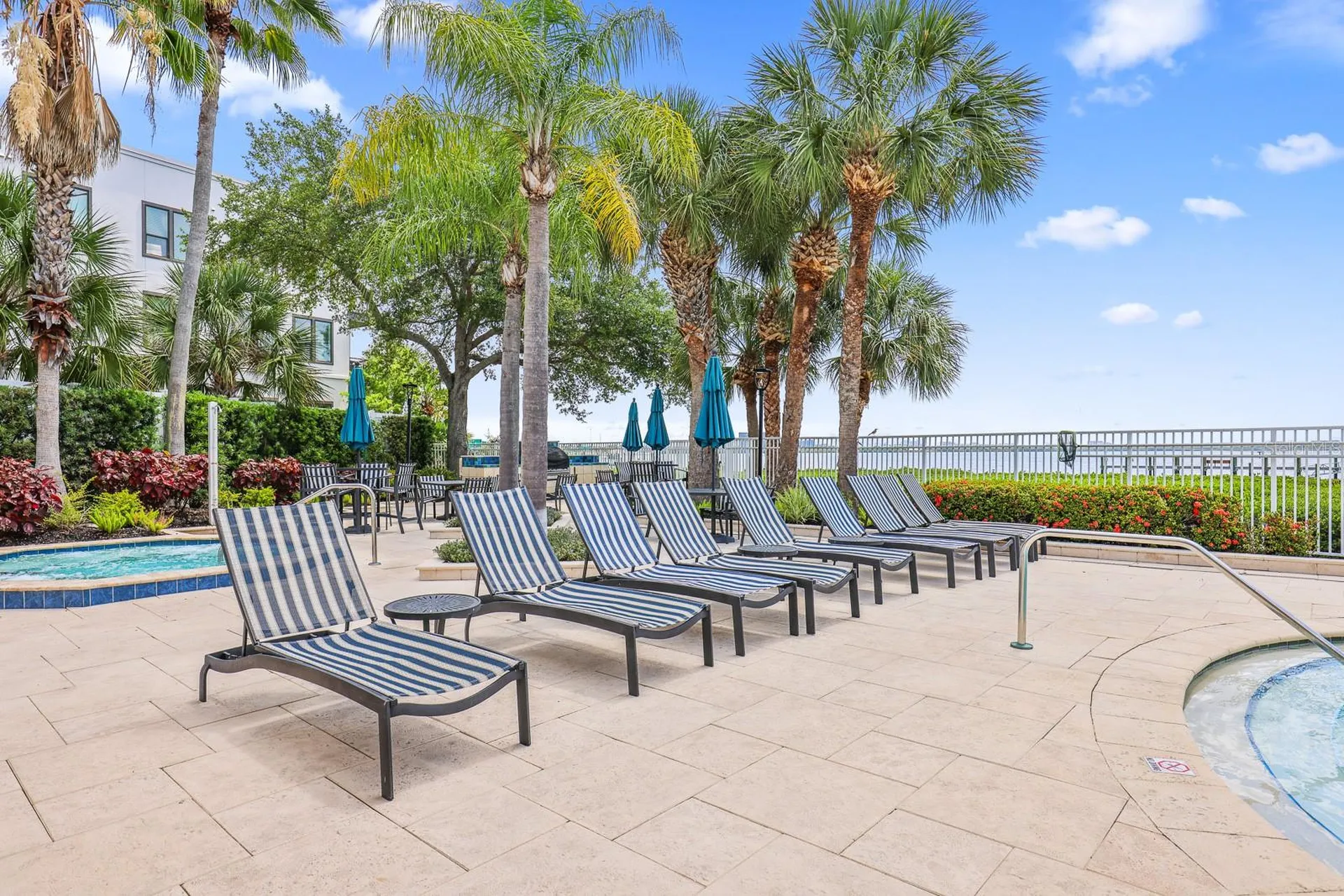 5302 Bay Club Circle Tampa FL 33607