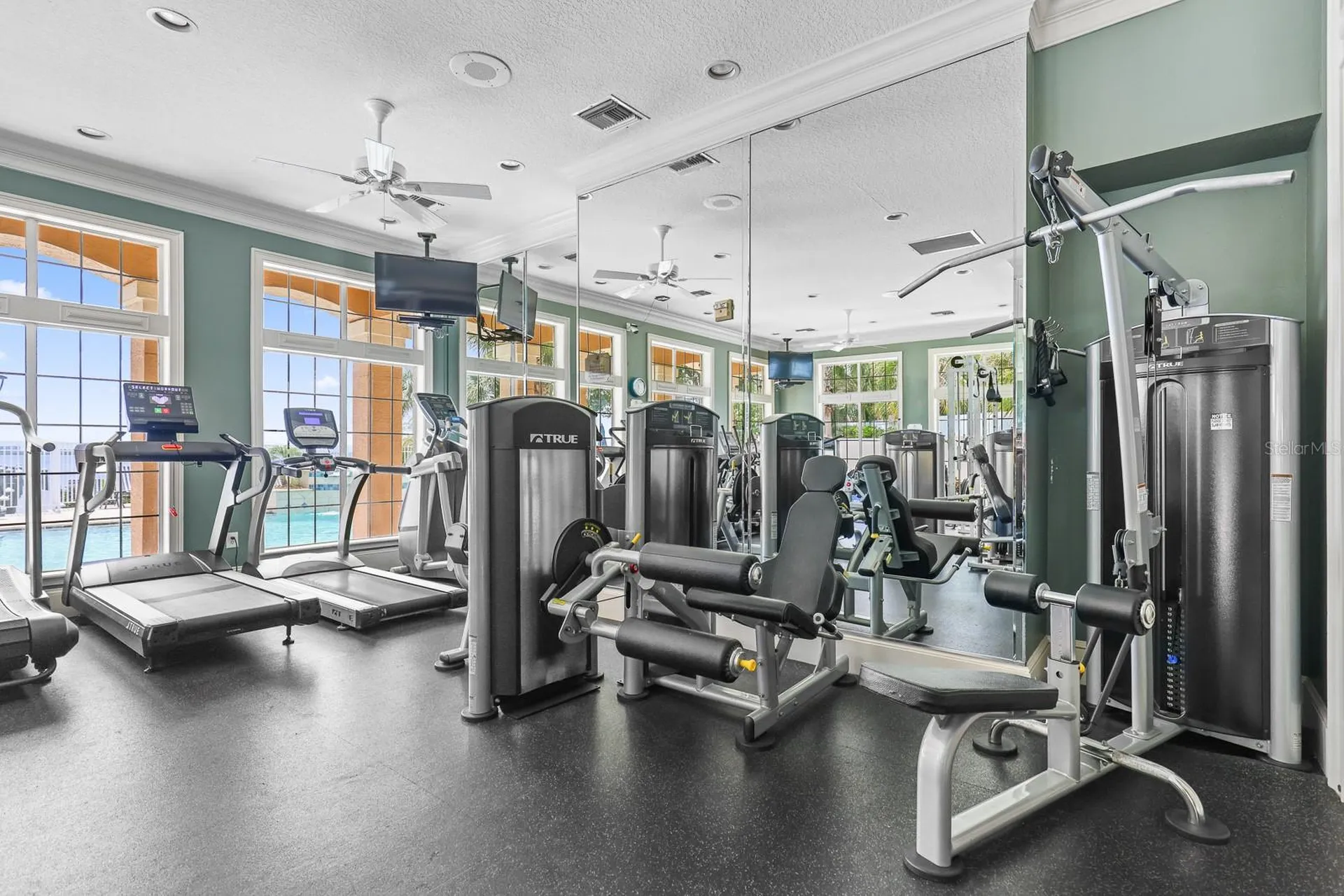 5302 Bay Club Circle Tampa FL 33607